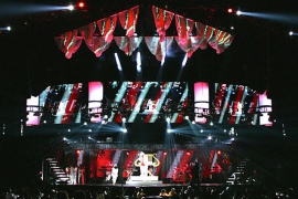 R Kelly Double UpTour- Custom rollingand grated aluminumstage designed and built by Staging Dimensions for Light Action.