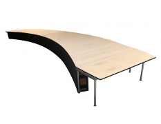 Free-Standing Curved Closure Panel
